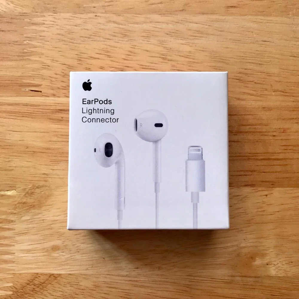 Apple EarPods with Lightning Connector