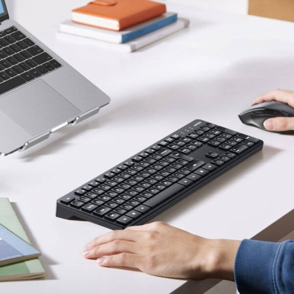 UGREEN Wireless Keyboard and Mouse Combo – 35740 - Image 7